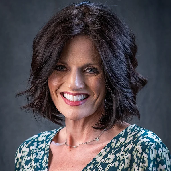 Julie's headshot