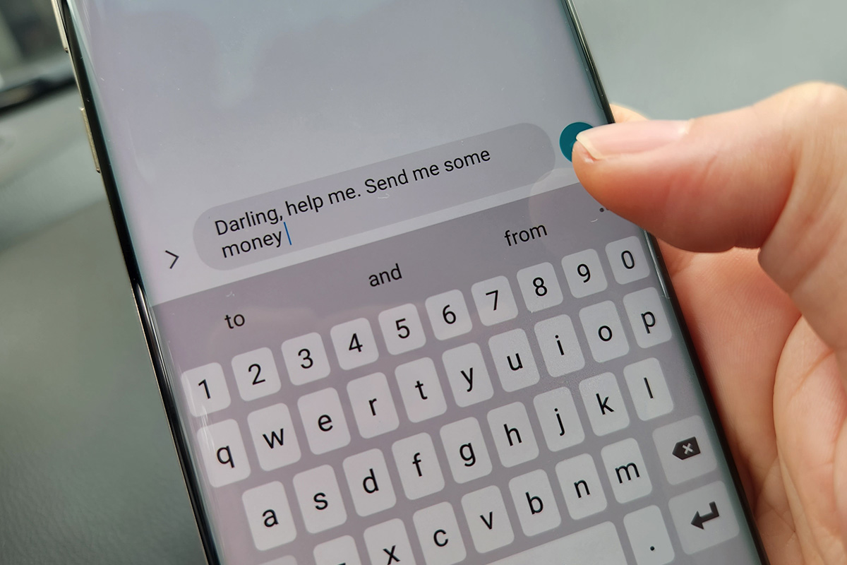 Text message that represents a romance scam