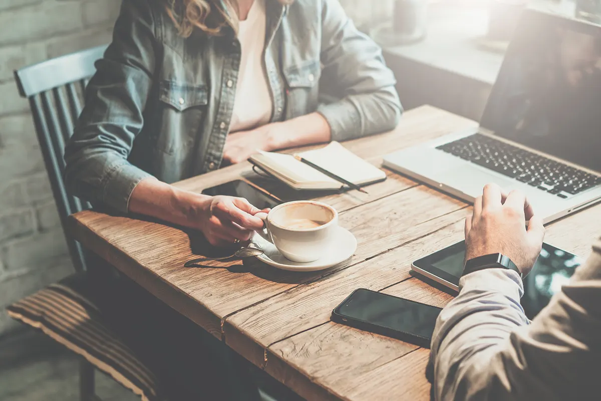 People at a coffee shop