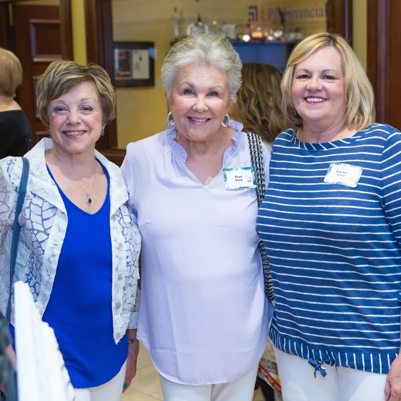 Photo of Quail Creek Bank staff from the past